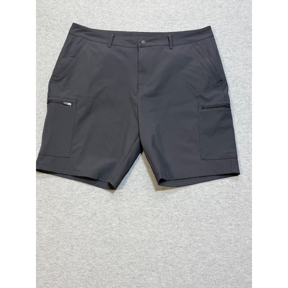 Castore Mens Charcoal Gray Stretch Performance Cargo Shorts Size 36 F1 Indy Golf